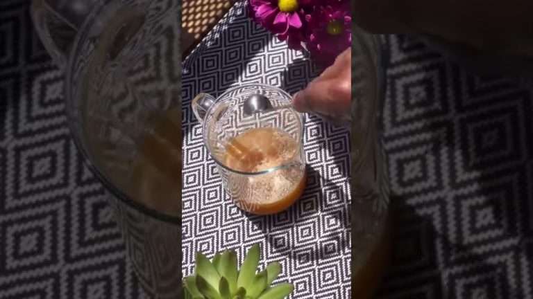 Cheesy garlic bread 🥖  #vegan #cheesebread #recipes ￼