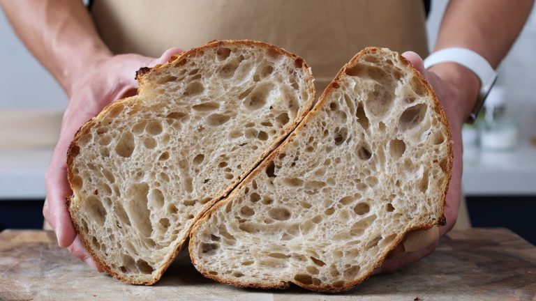 The Old Faithful – an easy sourdough recipe that produces an amazing country style loaf