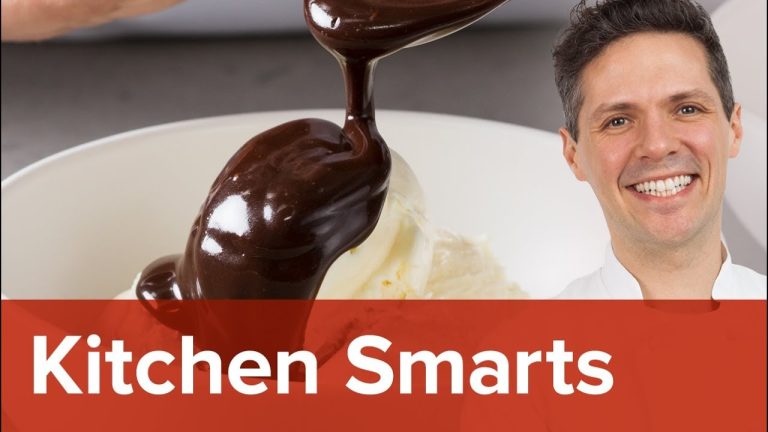 How to Make Chocolate Hot Fudge Sauce From Scratch
