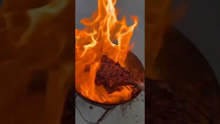 Perfect Steak Crust Over The Fire Cooking #shorts #food #youtubeshorts #steaks #recipe #Cooking