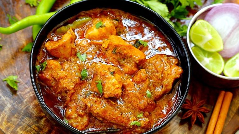 స్పెషల్ గా ఇంట్లో చికెన్ కర్రీ చేయాలంటే ఇలా మసాలా చేసి వండండి😋👌 Chicken Curry Recipe In Telugu