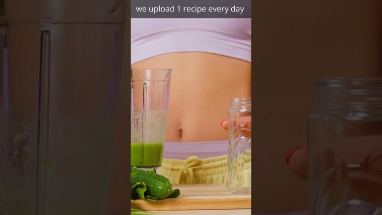 Blueberry and Almond Butter Smoothie