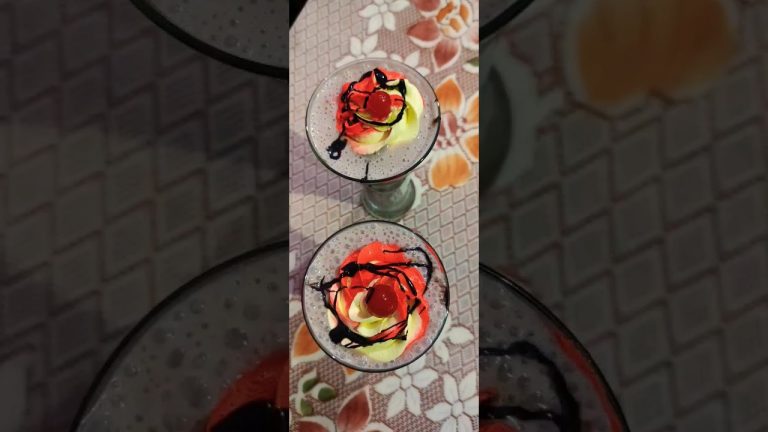 yummy chocolate banana milk shake #chocolate #milkshake #shorts #short #viral #banana