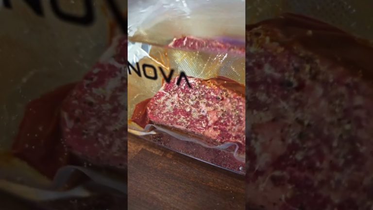 Chipotle & Sriracha infused steak! #shorts #osmosalt #steak #steaktok