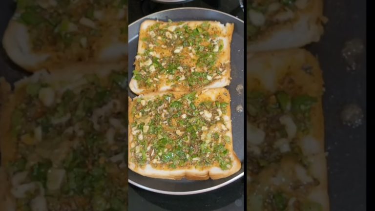 Cheese Garlic Bread Recipe | Snacks recipe in hindi #cooking #food #shorts