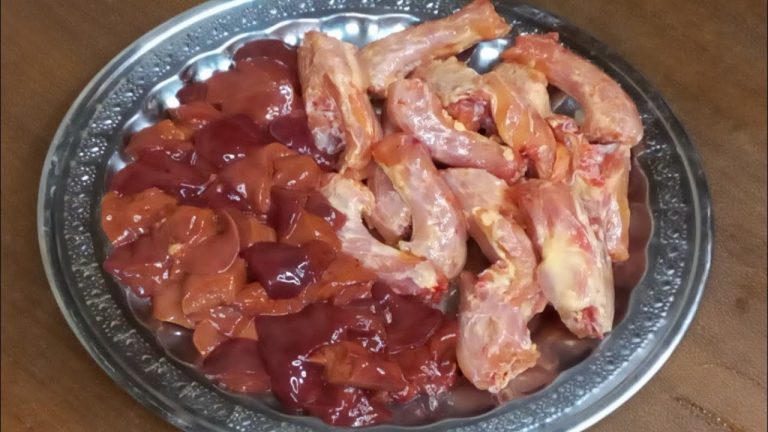 Chicken Gardan Kaleji Recipe | चिकन नेक चावडर | ChickenRecipes |Classic Kitchen Recipes