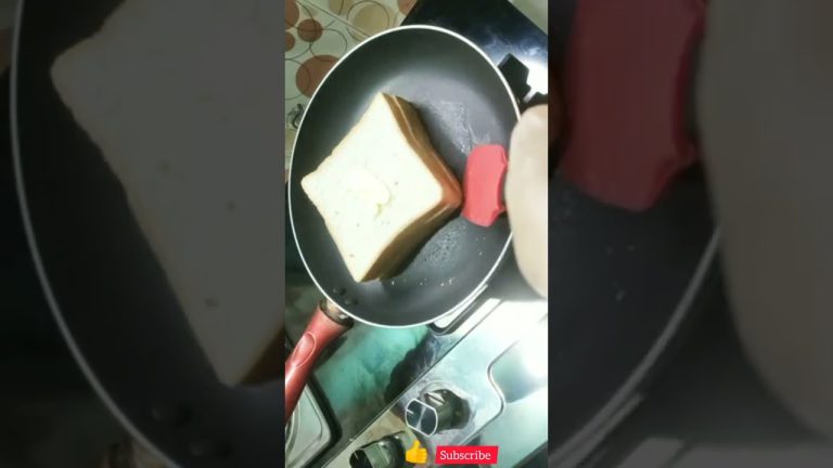 2 Minutes Recipe /Healthy Breakfast/Easy Bread. recipe #youtubeshorts