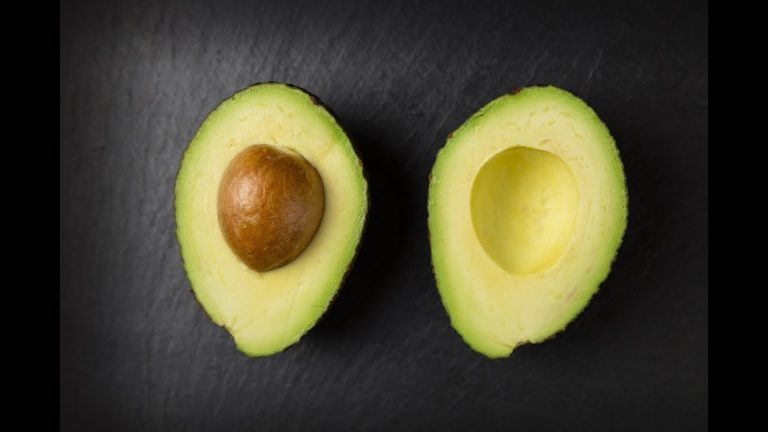 Best Three Healthy Avocado Smoothie Recipes | Easy Avocado smoothie #avocadosmoothie