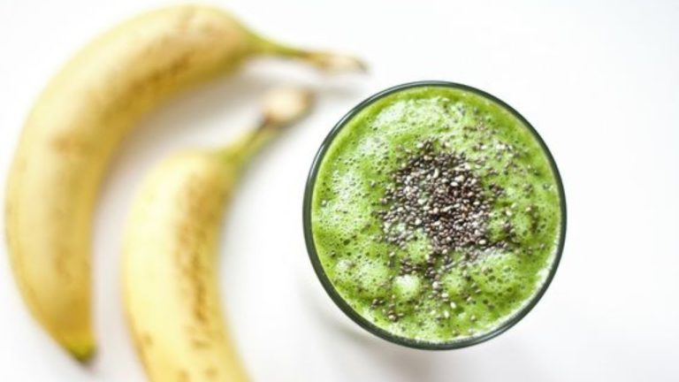 Reese Witherspoon Shares Her Go-To Smoothie Recipes #shorts #smothie