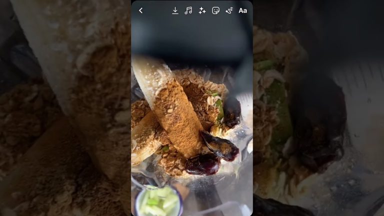 Apple Crumble Smoothie Bowl using Kuvings SV400 Blender