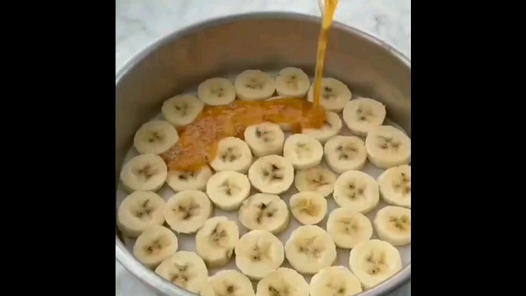 How to make 🍌 banana cake 🎂#shorts #food #yummyfoodmaking