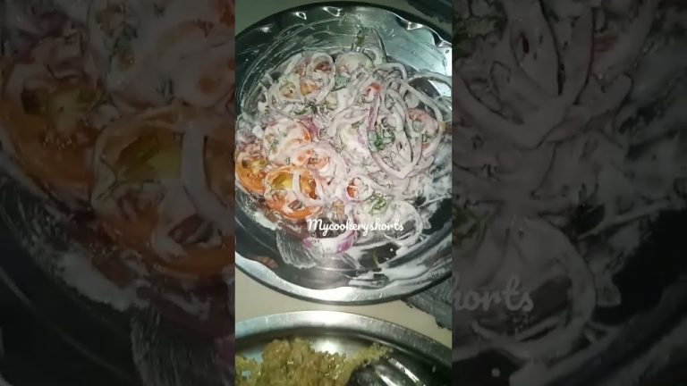 😋😋spicy beef matar pulao with raita 🔥🔥 by@mycookeryshorts #viral #recipe #shorts #pulao #raita