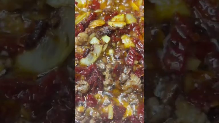 The best tomato soup…or pasta sauce? #shorts #food #recipe #cooking #healthyfood #foodie #soup