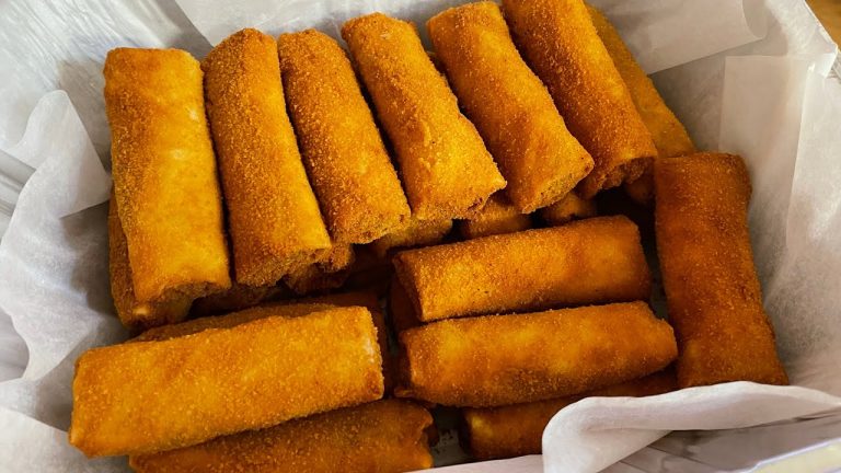 How to make CRISPY BEEF ROLLS | Tasty Sri-Lankan Style Cooking Recipe | Rinoza's Recipes