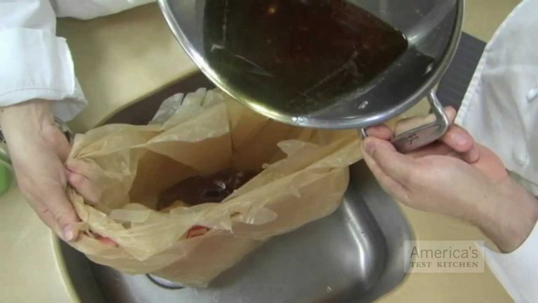 Super Quick Video Tips: The Easiest Way to Dispose of Used Frying Oil