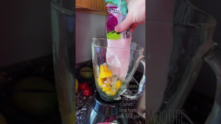 Healthy Tropical Smoothie Recipe| Tres Chic Mama #smoothierecipes #youtubeshorts #healthyrecipe