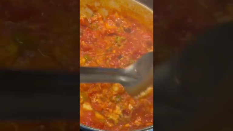 Pasta Sauce Perfection!🍝😋 #shorts #pastasauce #pastasaucerecipe