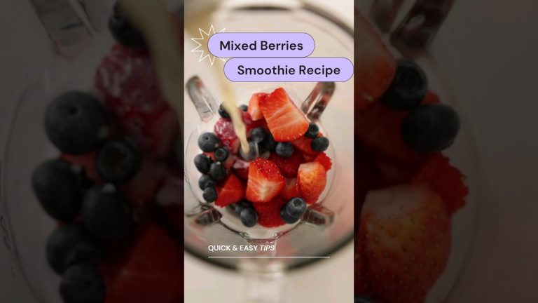 Mixed Berries Smoothie😋#shorts #youtubeshorts #short #food