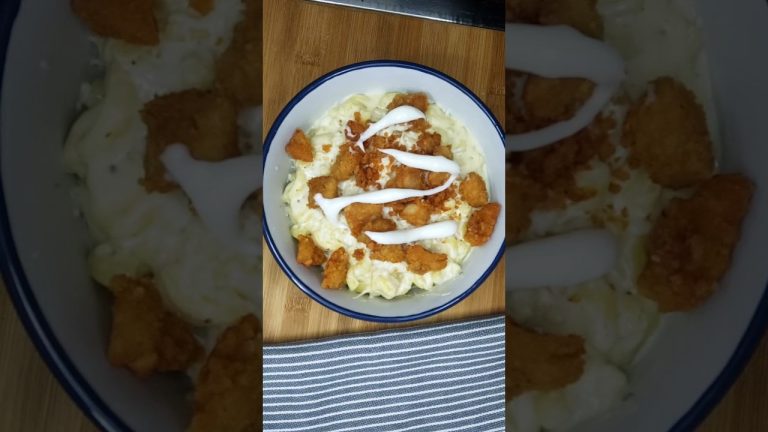 MAC AND CHEESE with fried chicken. #shorts #macaroni #macandcheese #pasta #pastarecipe