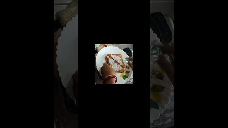 Simple Veg Sandwich 🥪 recipe for breakfast 😋 #shorts #sandwich #bread@popikitchen #streetfood