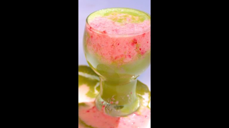 Matcha Strawberry Smoothie #shorts Matcha Latte Smoothie Recipe