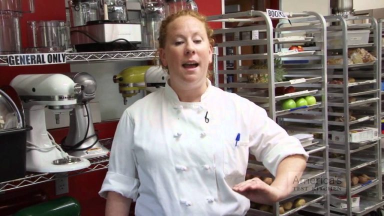 Ask the Test Kitchen: Can I Use Fresh Berries in Icebox Strawberry Pie?