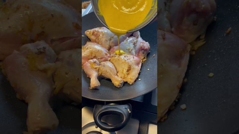 Chicken curry recipe #chickenrecipes #shortfeed #shortsvideo #easyrecipes #viral #share #newvideo