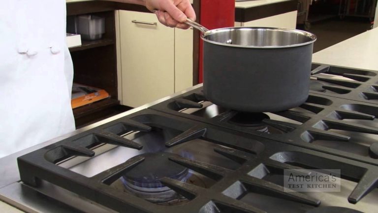 Super Quick Video Tips: The Trick to Perfectly Popped Corn