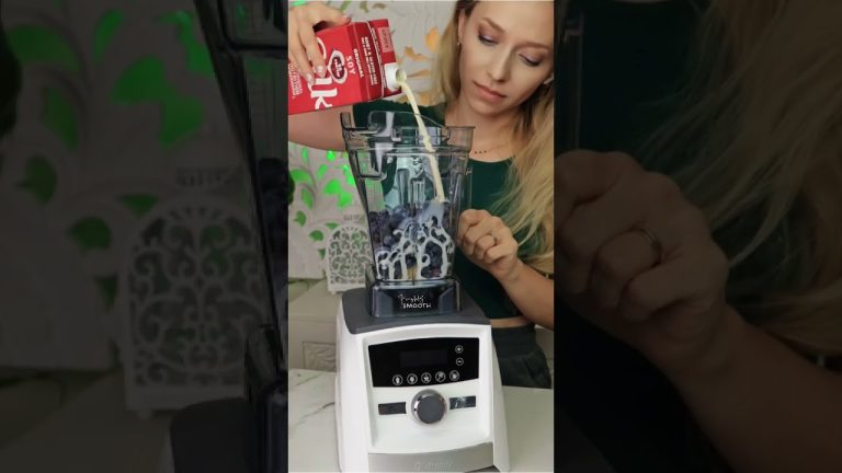 BLUEBERRY PROTEIN thick smoothie recipe #satisfying #healthyrecipes #smoothie