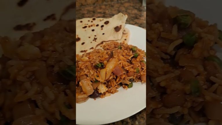 Now THIS is Dinner! Quick Naan Bread Vegetarian Feast!