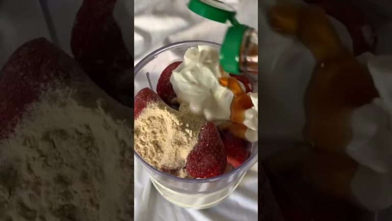 strawberry cloud smoothie recipe #youtubeshorts #shorts #limeladies