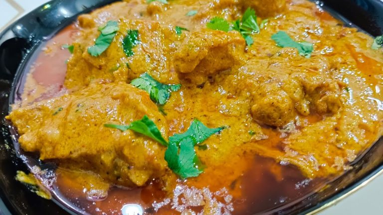 Restaurant Style Nawabi Chicken Recipe | Chicken Recipes | नवाबी चिकन रेसिपी | Hoor Ka Kitchen