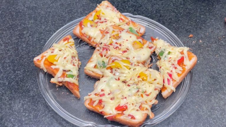 Bread Pizza Recipe | Street Foods Tv