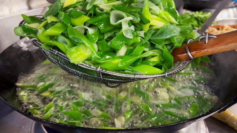 ねぎホイコーロウ　Twice-cooked pork with green onion