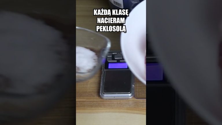 Kiełbasa krakowska z piekarnika. BEZ WĘDZENIA!