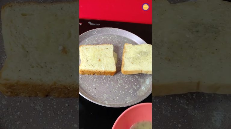 Bread Toast | Cheese Egg Toast | Bread Cheese Toast | Easy Recipes | Breakfast Recipes #shorts