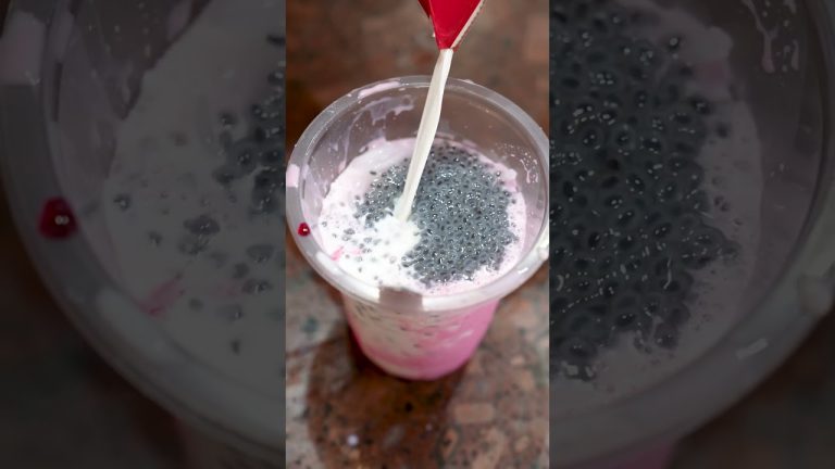 Trying Mumbai's INSANELY Delicious Street Food Dessert – Ice Cream Falooda! #Shorts #YoutubeShorts