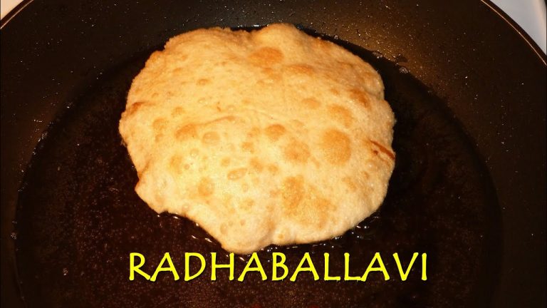 Radhaballavi – Fried Urad Dal Bread – A Delicious Breakfast Recipe