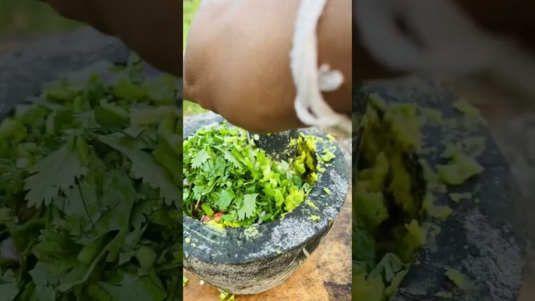 🥑🐷Chicharron with Guacamole |CoOk WiTh KaNi