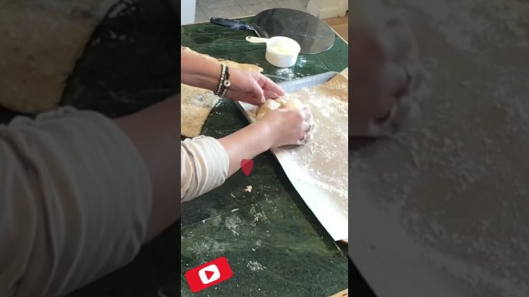 Purim Bread is so aromatic and delicious Kumera del Purim recipe  #shorts  #sephardicflavors