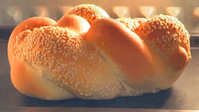 I've been making it for 15 years 👌 This homemade bread tastes better than store bought bread!