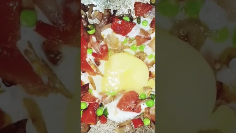 Bread দিয়ে বানিয়ে নিলাম tasty and easy recipe #shorts #food #recipe #breadrecipes #breadsnacks