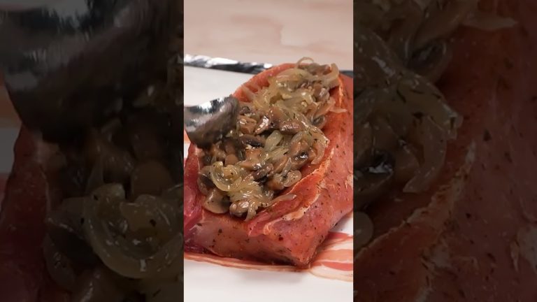 How to fill the pork chop with caramelized onion! A royal dinner into the oven