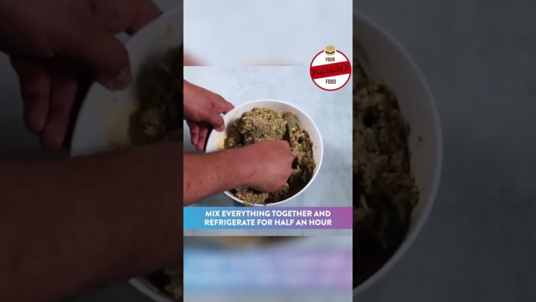 Moong Dal Vada😋 #shorts #youtubeshorts #cooking #ytshort #recipe #trendingshorts #quickrecipe #snack