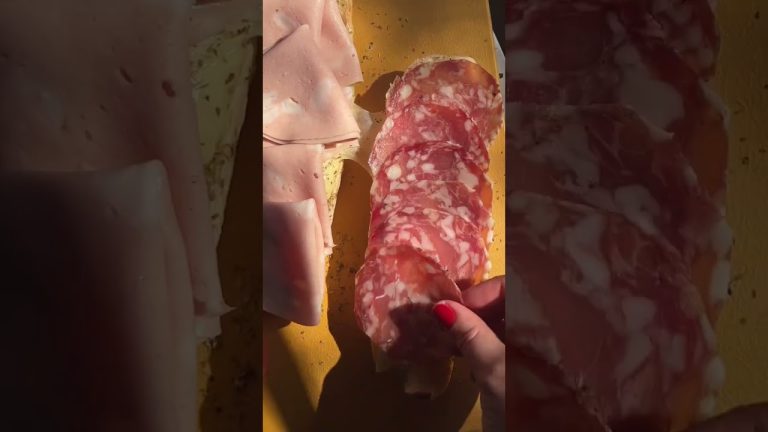 We tried the Grinder Sandwich and it was 👌🤌🙌 🥪 #sandwich #sandwichrecipe #recipe