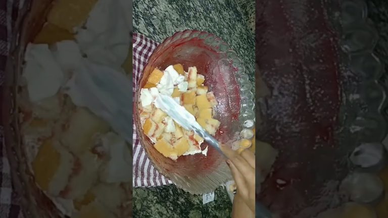 Fruit Trifle Recipe || #ytshorts #fruittriflerecipe #fruitpudding #shorts #viralshort #cake#dessert