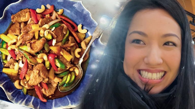 Thai Chef Tries To Cook Like A Novice – Sweet and Sour Pork