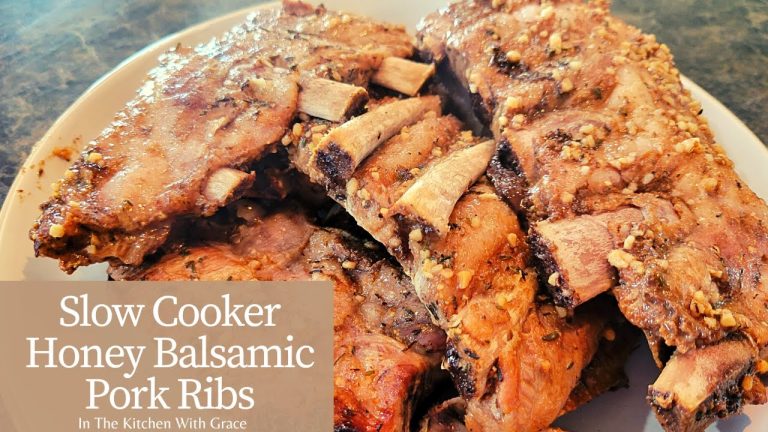 So delicious! Honey Balsamic Pork Ribs in the Slow Cooker | Crockpot Recipes | Honey Balsamic Glaze