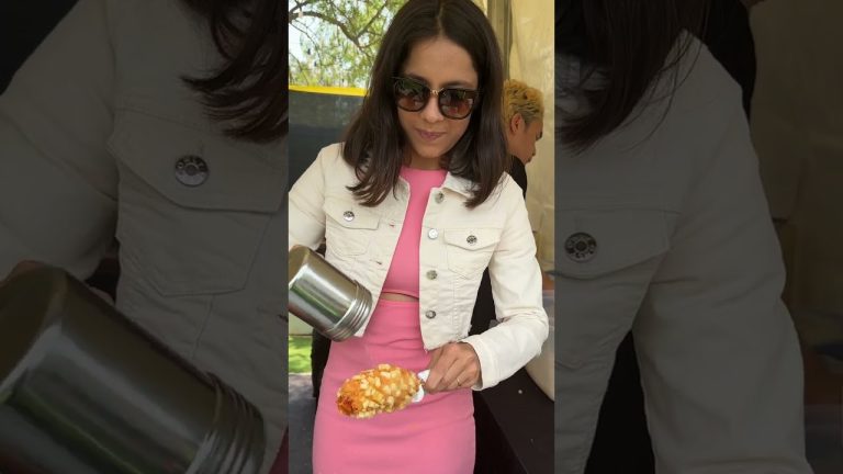 Korean Corn Dog Review 😍 | Rating Korean Street Food 😱 | @sosaute #shorts