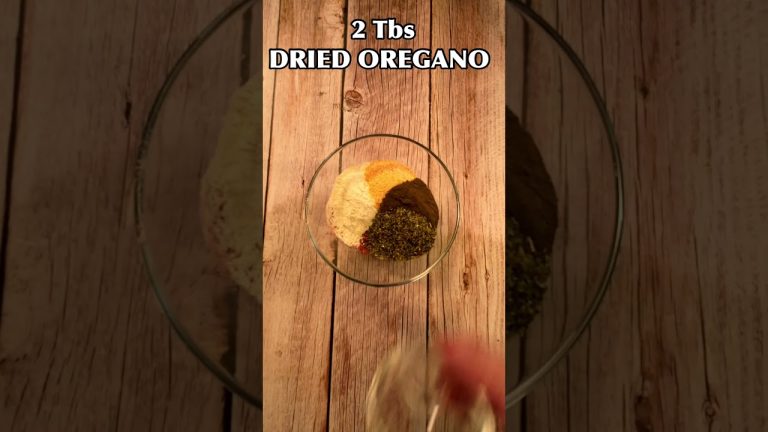 The Best Chicken BBQ Rub: A Grill Master’s Essential! @DutchyOutdoorCookingBBQ #shorts